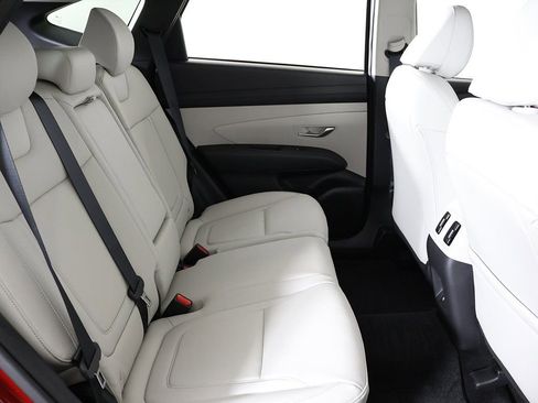 Used 2025 Hyundai Tucson SEL AWD/4WD image 37