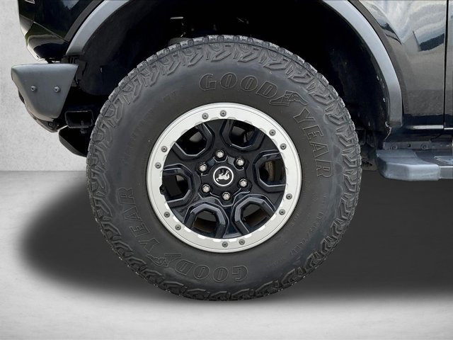 Used 2023 Ford Bronco Outer Banks w/ Sasquatch Package AWD/4WD image 10
