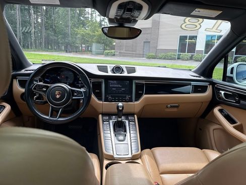 Used 2018 Porsche Macan S AWD/4WD image 23