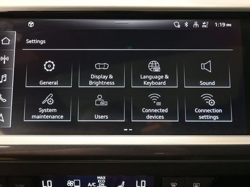 Used 2024 Audi Q4 e-tron Premium Plus w/ Premium Plus AWD/4WD image 25