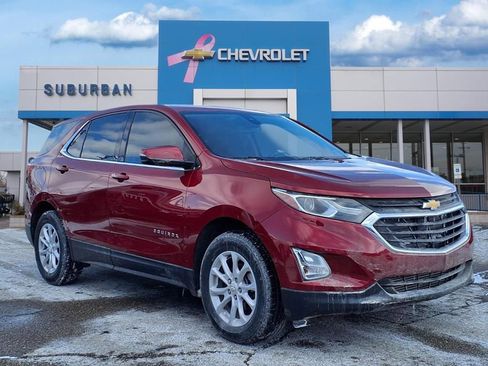 Used 2019 Chevrolet Equinox LT w/ Driver Convenience Package image 3