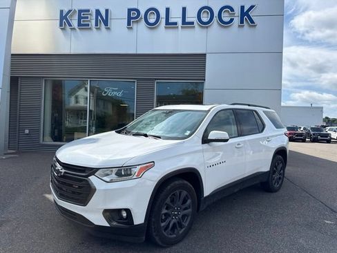 Used 2021 Chevrolet Traverse RS AWD/4WD image 2