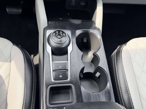 Used 2023 Ford Escape SE w/ PHEV Premium Package FWD image 19