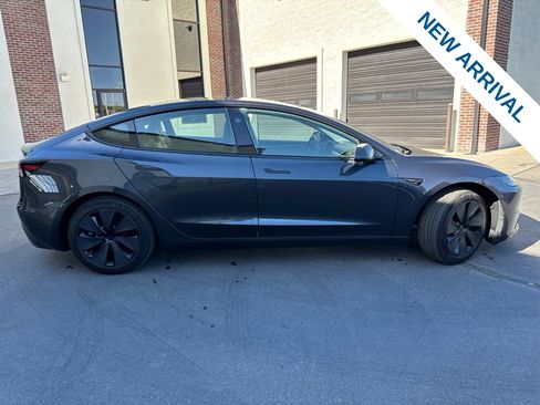 Used 2025 Tesla Model 3 Long Range RWD image 8