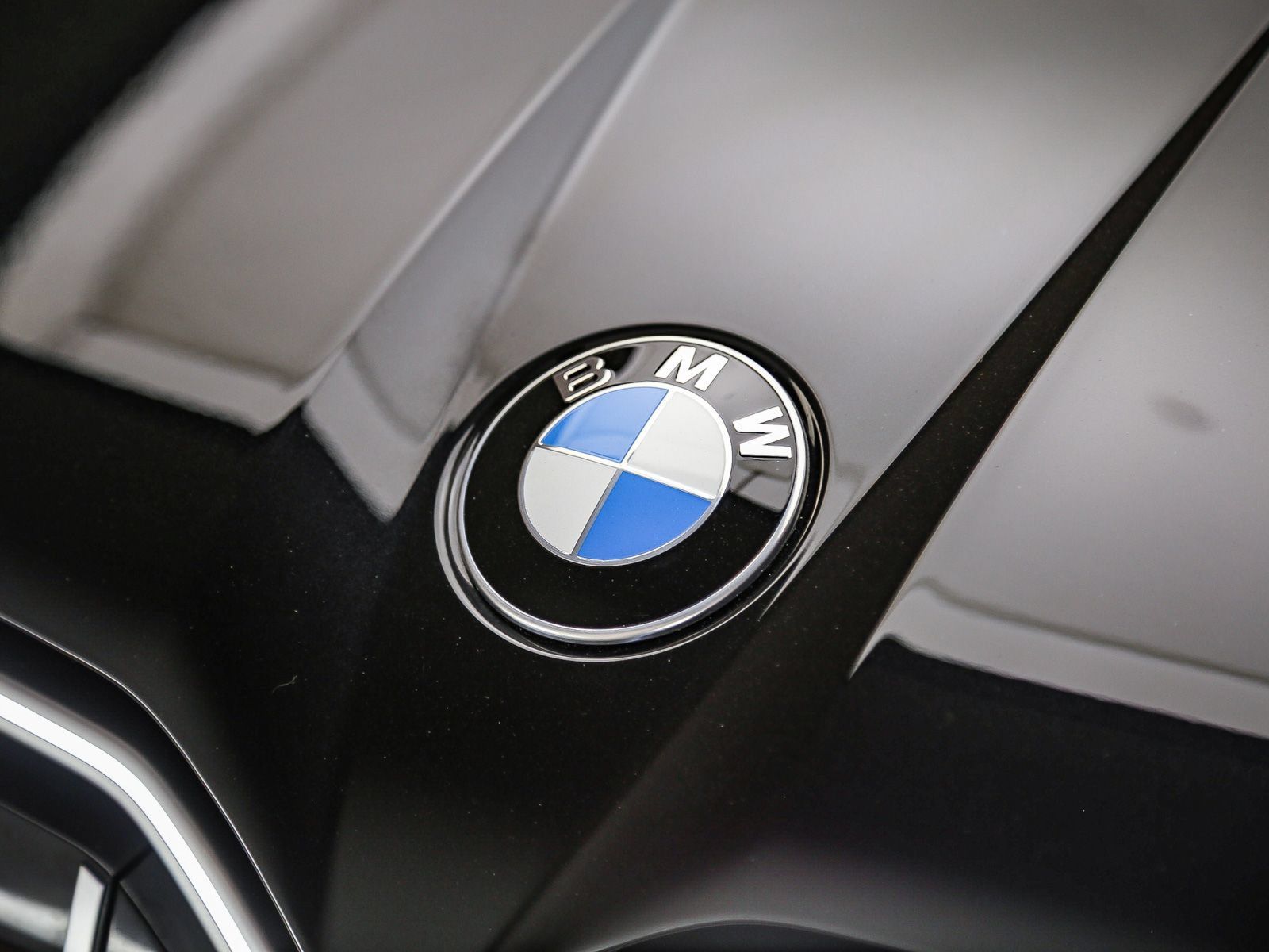 Used 2026 BMW X3 xDrive30i w/ Premium Package AWD/4WD image 9