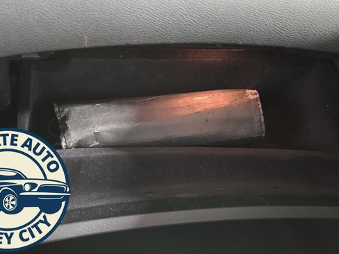 Used 2018 INFINITI Q50 Luxe w/ Cargo Package (L95) image 23