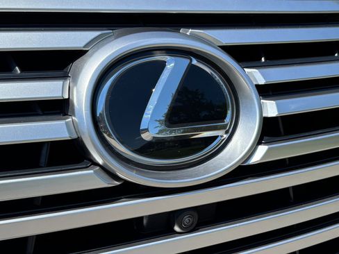 Used 2022 Lexus LX 600 4WD w/ Accessory Package (Z1) image 54