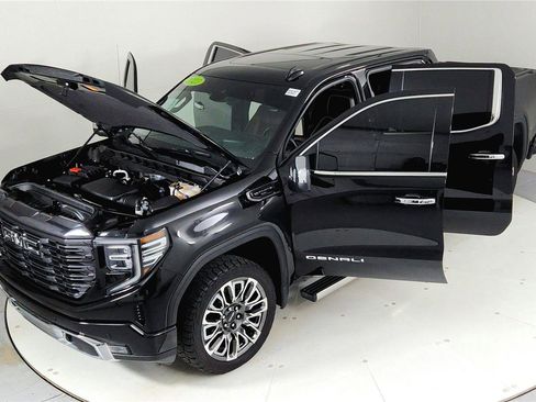 Used 2023 GMC Sierra 1500 Denali Ultimate AWD/4WD image 22