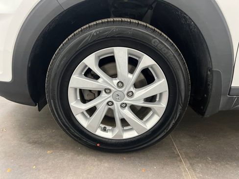 Used 2020 Hyundai Tucson SE image 29