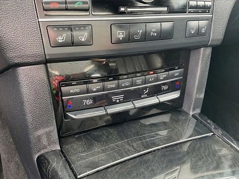 Used 2011 Mercedes-Benz E 550 Sedan image 15
