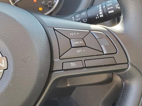 Certified 2025 Nissan Kicks Play S image 19