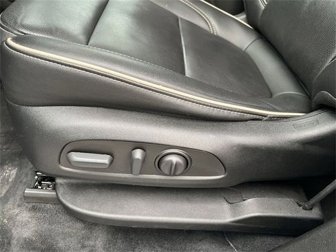 Certified 2023 Chevrolet Traverse Premier w/ Redline Edition image 14