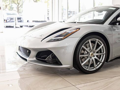 New 2025 Lotus Emira image 4