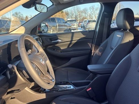Used 2024 Buick Encore GX Preferred w/ Comfort Package image 11