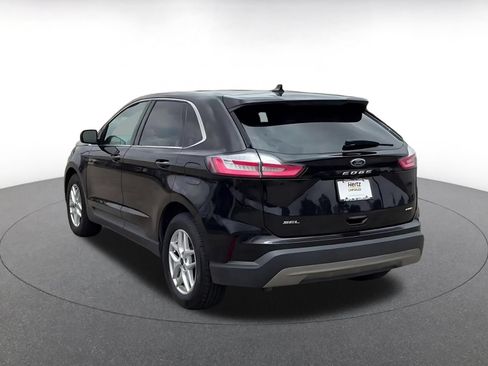 Used 2024 Ford Edge SEL AWD/4WD image 9