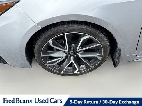Used 2022 Toyota Corolla SE w/ SE Premium Package image 24