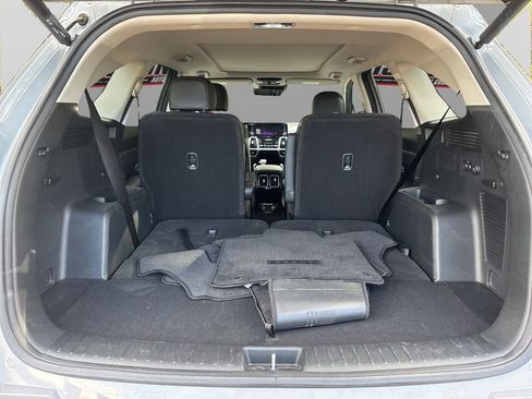 Used 2022 Kia Sorento SX image 11