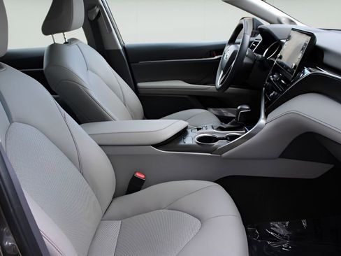 Certified 2023 Toyota Camry XLE w/ Navigation Package image 24