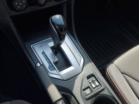 Used 2018 Subaru Crosstrek 2.0i Premium w/ Eyesight System image 29