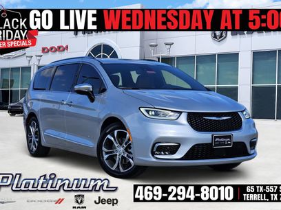 New 2026 Chrysler Pacifica Pinnacle