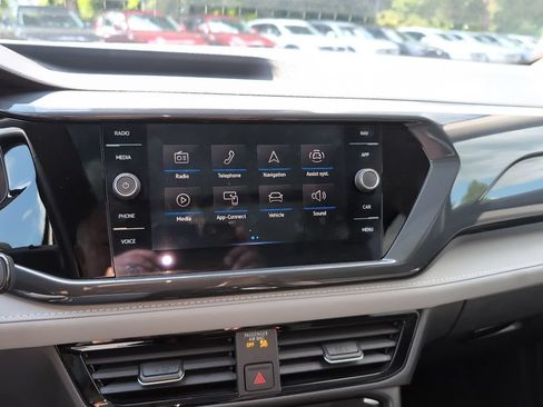 Used 2023 Volkswagen Taos SEL AWD/4WD image 21