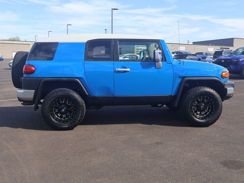 Used 2007 Toyota FJ Cruiser 4WD image 8