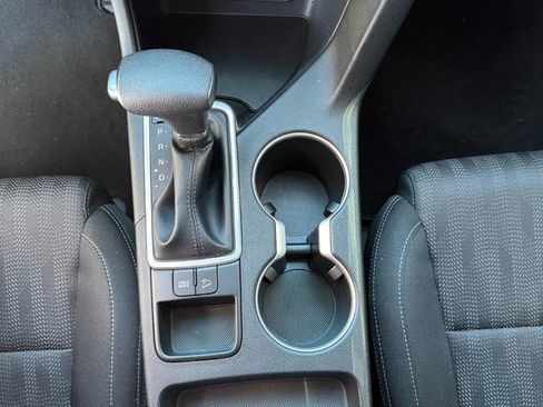 Used 2022 Kia Sportage LX image 20