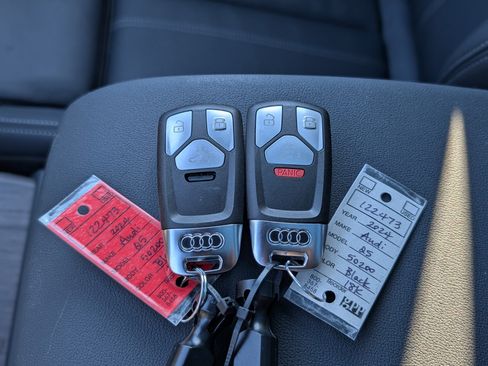 Used 2024 Audi Q5 e Premium Plus w/ Premium Plus Package image 40