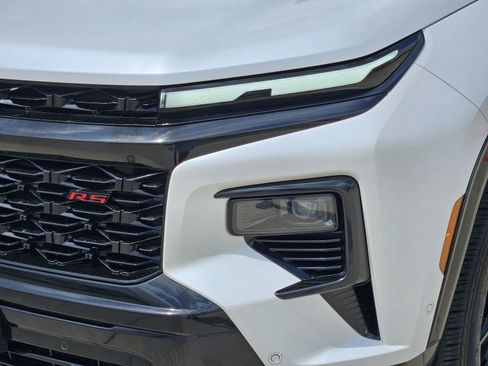 Certified 2024 Chevrolet Traverse RS w/ LPO, Floor Liner Package AWD/4WD image 10