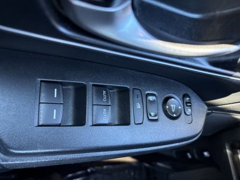 Used 2020 Honda CR-V Touring image 13