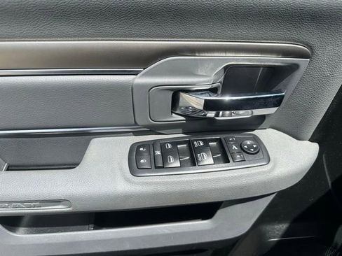 Used 2018 RAM 1500 Big Horn AWD/4WD image 13