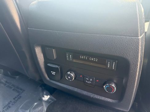 Used 2016 Lincoln Navigator L Select image 22