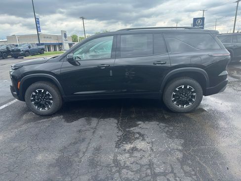 New 2026 Chevrolet Traverse Z71 w/ Driver Confidence Package AWD/4WD image 2