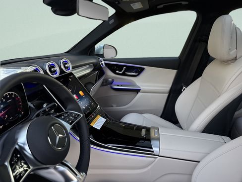 Certified 2026 Mercedes-Benz GLC 300 image 16
