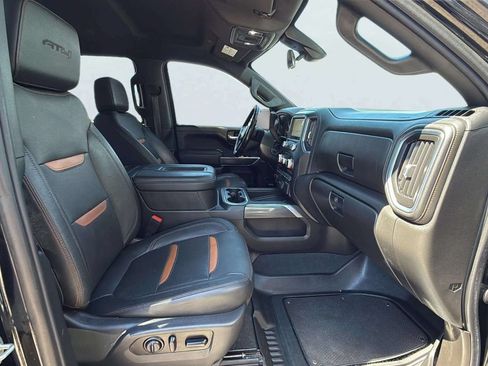 Used 2021 GMC Sierra 1500 AT4 w/ AT4 Value Package AWD/4WD image 17