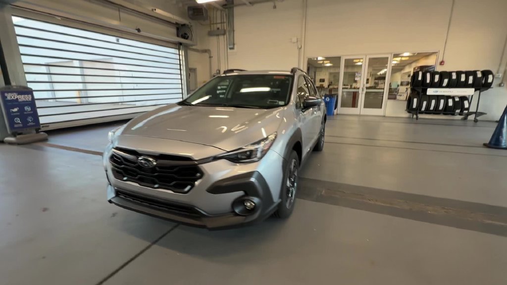 Used 2025 Subaru Crosstrek 2.5i Limited AWD/4WD image 6