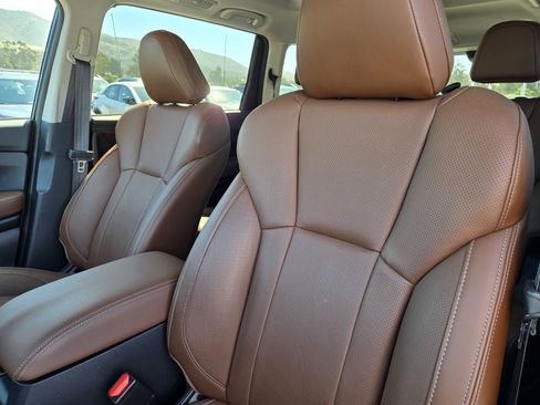 Certified 2023 Subaru Ascent Touring AWD/4WD image 17