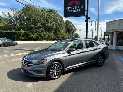 Used 2019 Volkswagen Jetta SE w/ Cold Weather Package