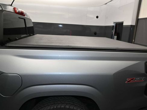 Used 2026 Chevrolet Colorado Z71 w/ Technology Package AWD/4WD image 26