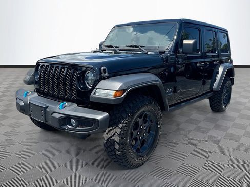 Used 2023 Jeep Wrangler Unlimited w/ Cold Weather Group AWD/4WD image 4