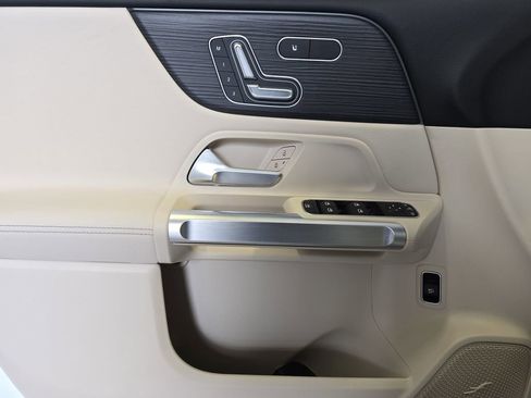 Certified 2026 Mercedes-Benz GLB 250 image 29