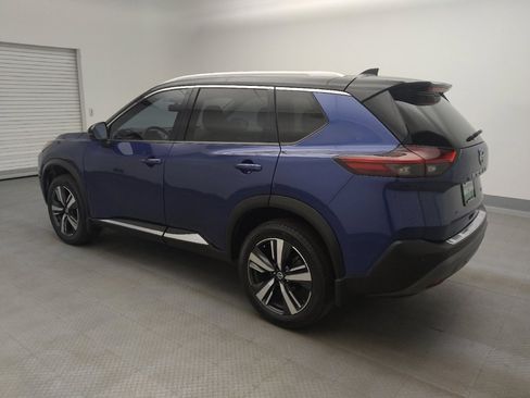 Used 2021 Nissan Rogue SL image 3