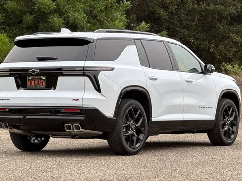 New 2026 Chevrolet Traverse RS FWD image 4