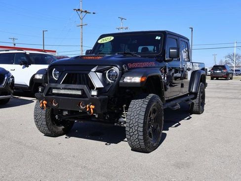 Used 2023 Jeep Gladiator Mojave w/ Cold Weather Group image 3