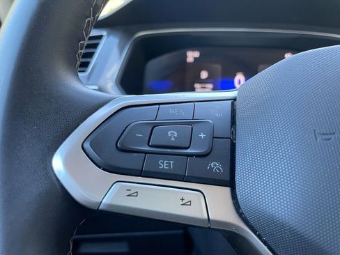 Used 2024 Volkswagen Tiguan S image 8