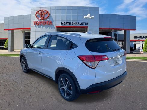 Used 2022 Honda HR-V EX image 8