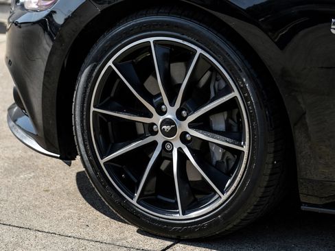 Used 2017 Ford Mustang GT w/ Interior & Wheel Package RWD image 43