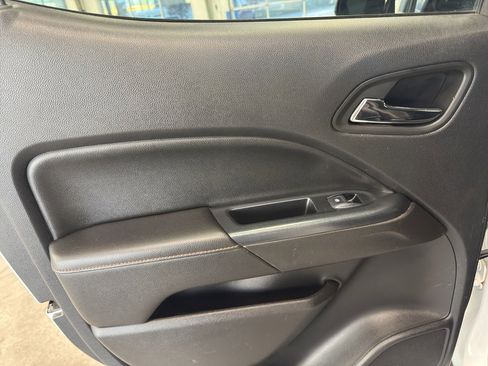 Used 2021 GMC Canyon AT4 image 11