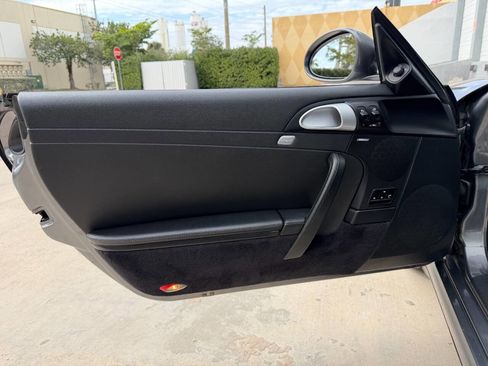 Used 2009 Porsche 911 Carrera 4S image 17