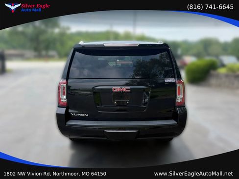 Used 2016 GMC Yukon SLT AWD/4WD image 4